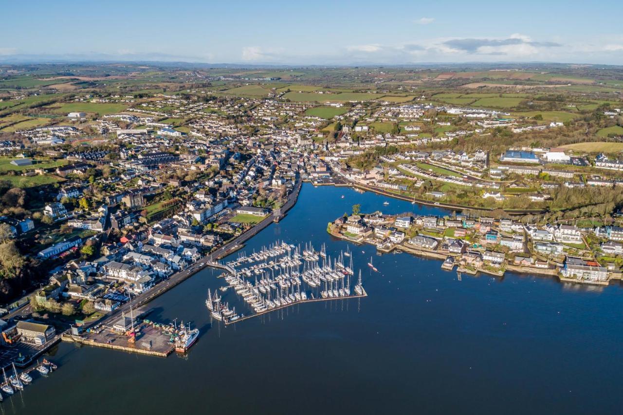 Four Winds,Kinsale Town,Exquisite Holiday Homes,Sleeps 26 외부 사진
